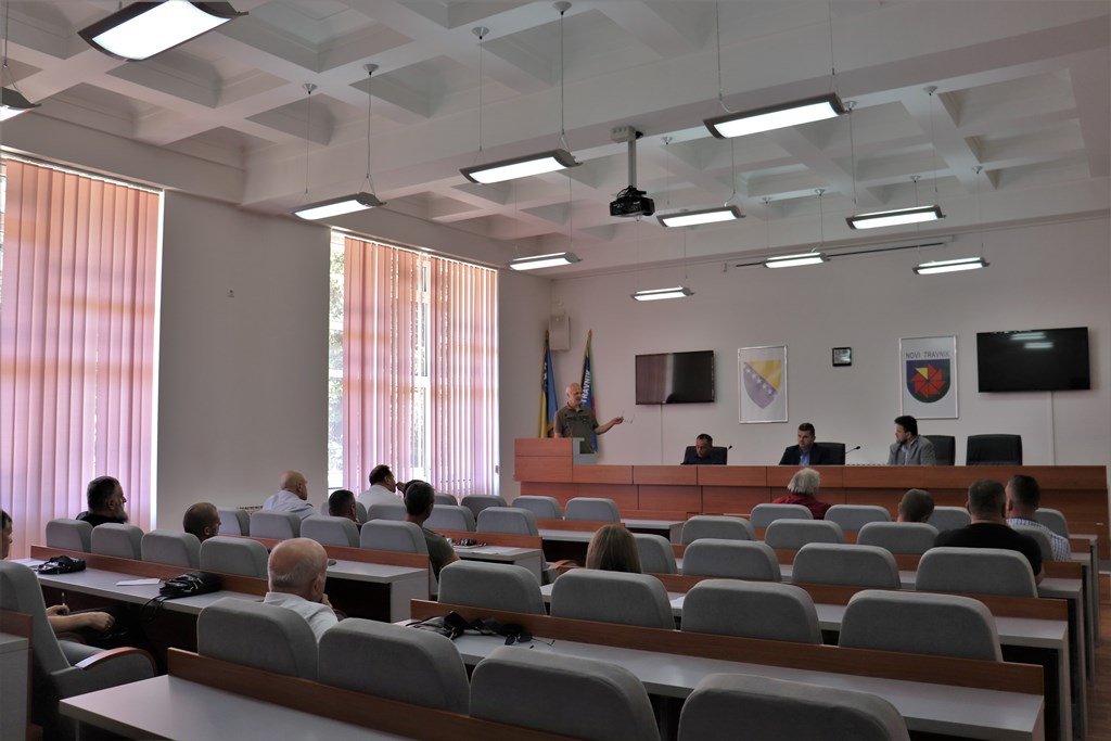Održan radni sastanak sa predsjednicima mjesnih zajednica  