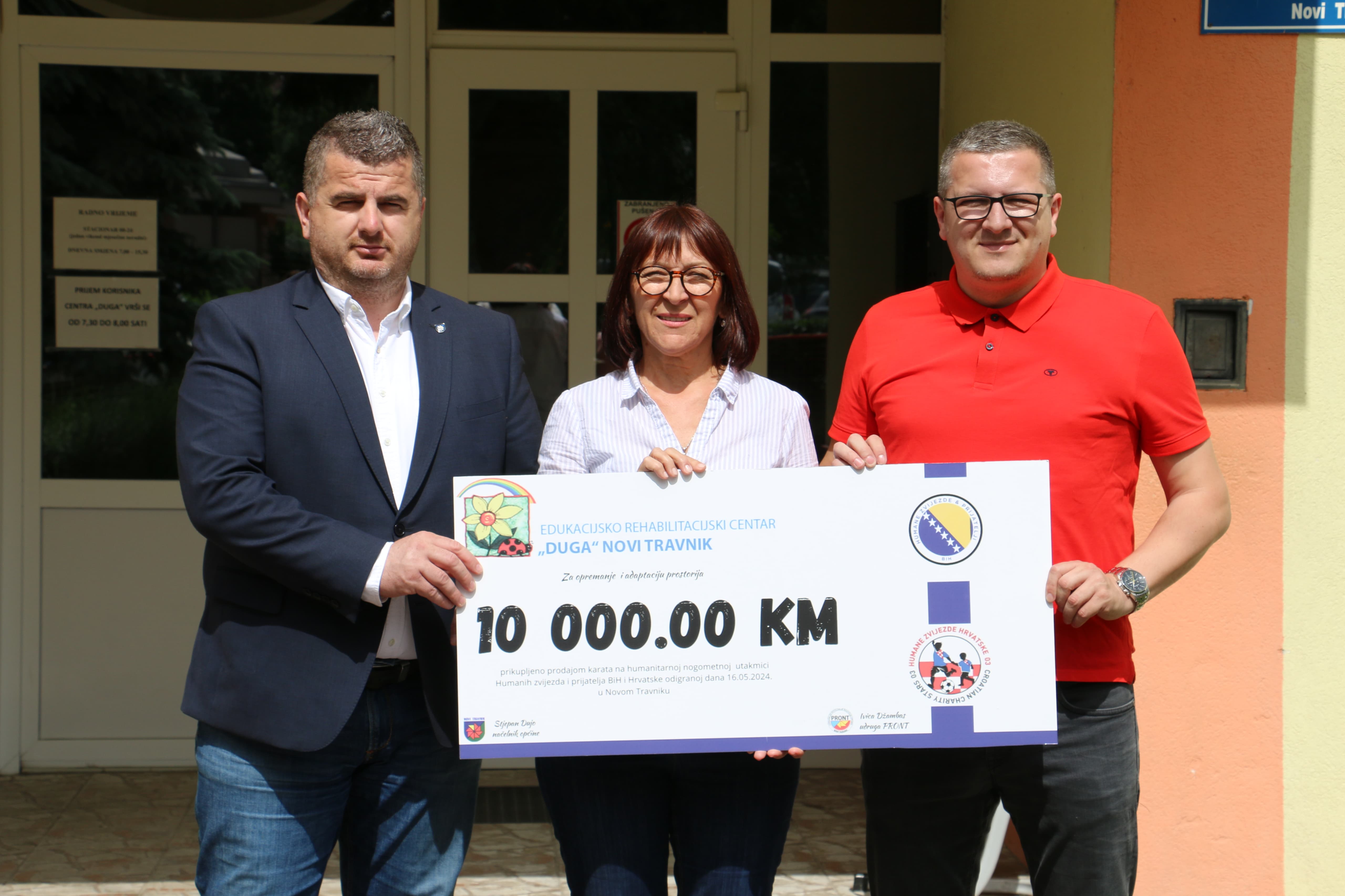 Donacija od 10.000 KM uručena JU Edukacijsko-rehabilitacijskom centru "Duga" 